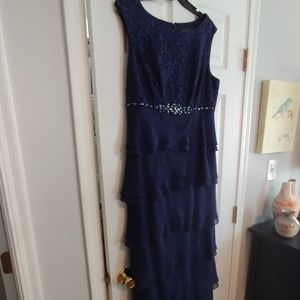 Jessica Howard High Waisted Long Formal Dress